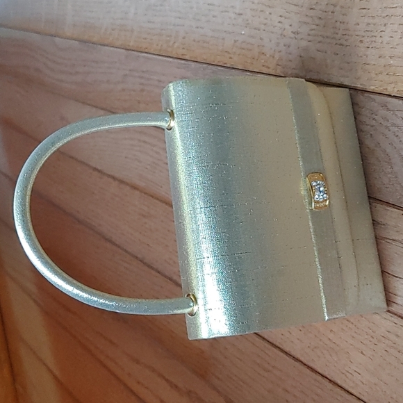 La Regale Mini Gold Handbag - Picture 4 of 14